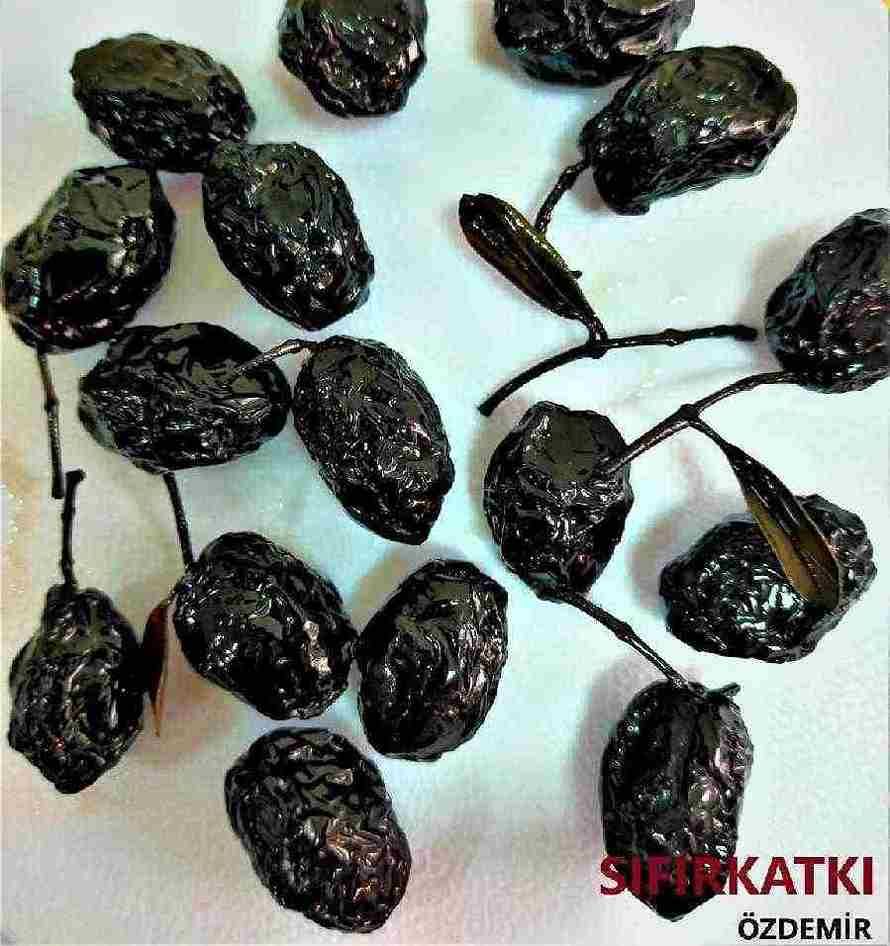 AZ TUZLU KURU SELE SİYAH ZEYTİN 1000 gr.